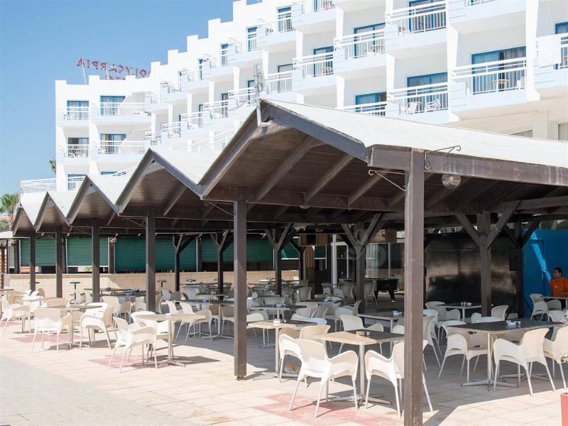 Polycarpia Hotel Pernera Exteriör bild