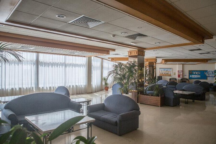 Polycarpia Hotel Pernera Exteriör bild